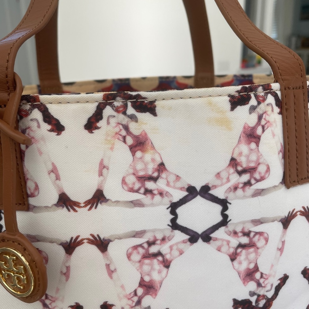 Reverse Tote - image 4